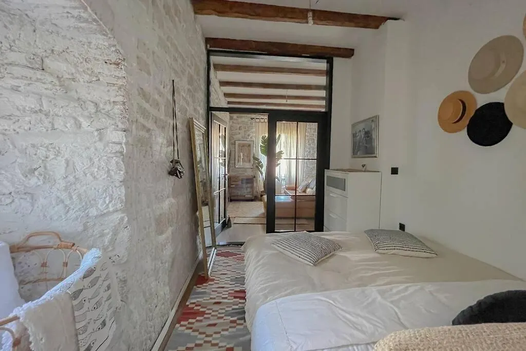 Apartment The Bungalow By The Sea In Historic Porec Old City Croatia