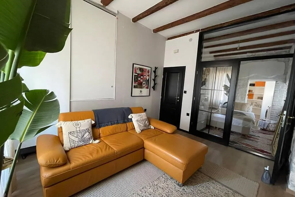 The Bungalow By The Sea In Historic Porec Old City Croatia