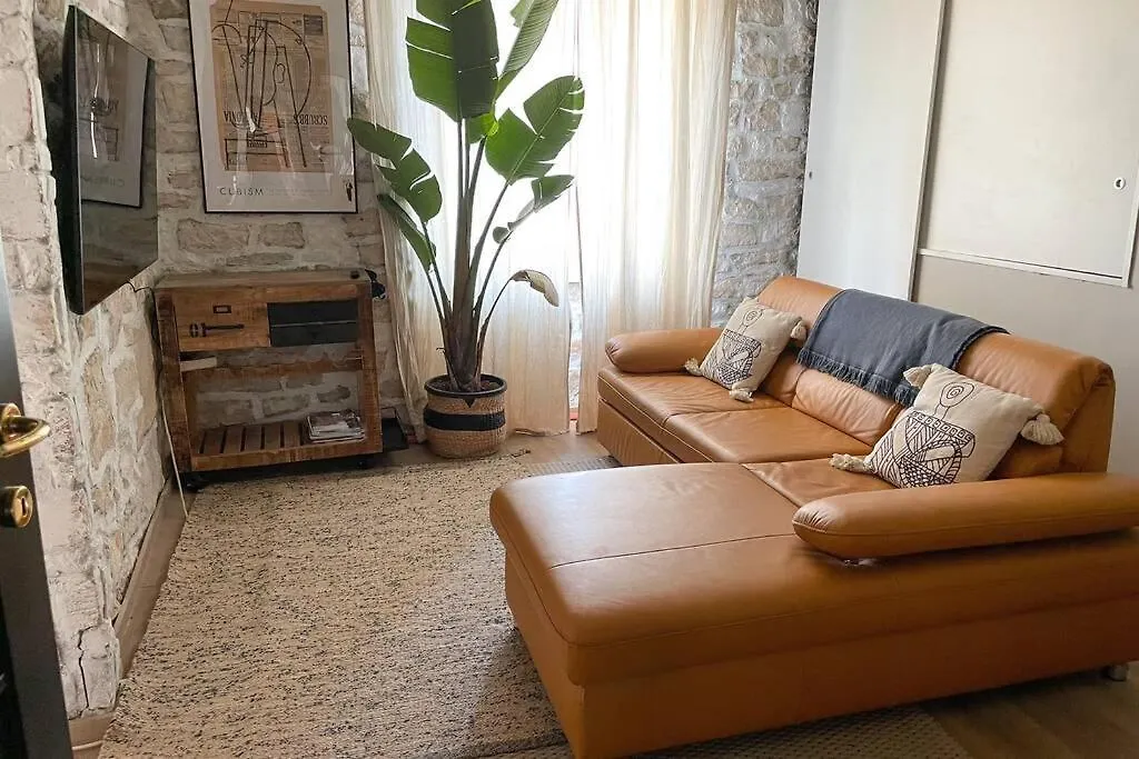 The Bungalow By The Sea In Historic Porec Old City Apartment